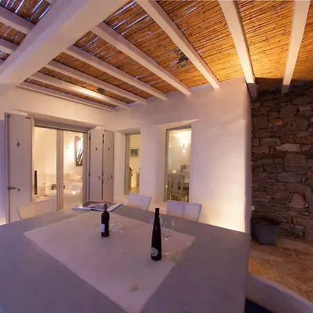 3 Bedroom Cycladic Lia فيلة
